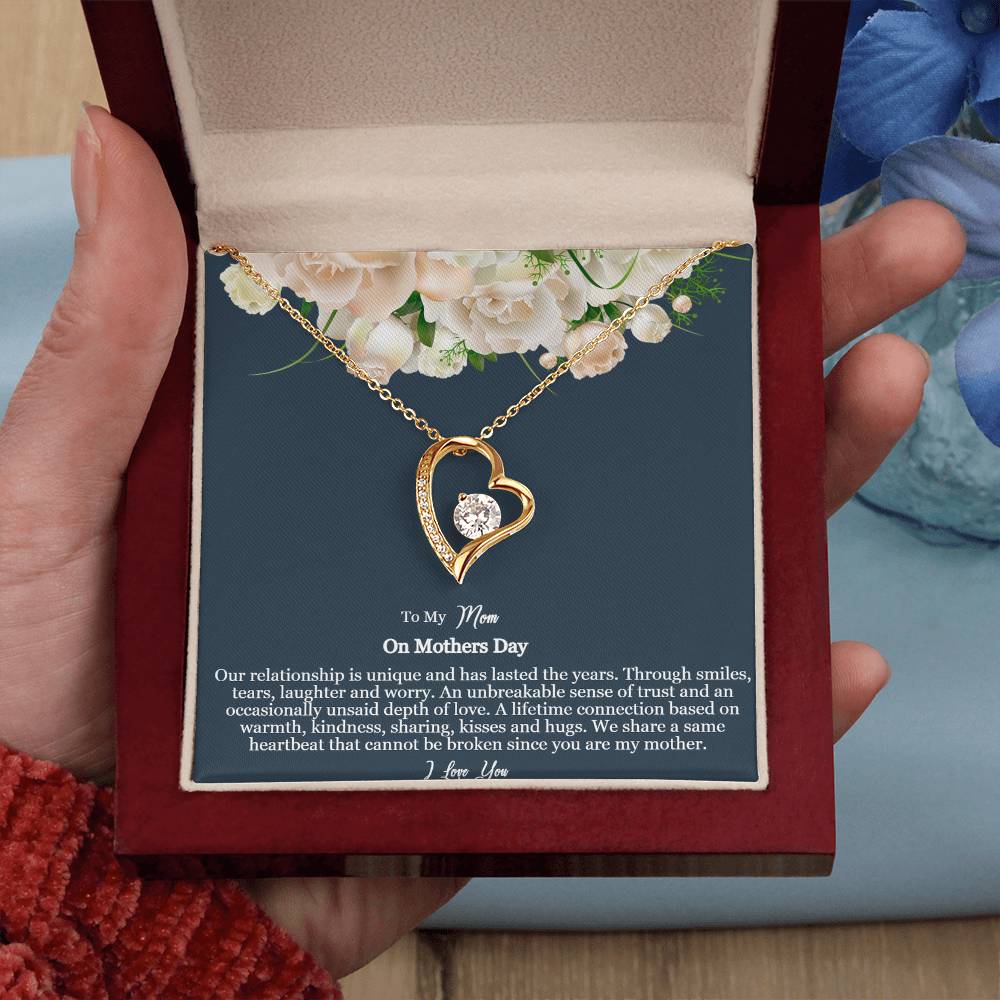 To Mom - An Unbreakable Bond Necklace